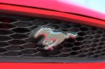 Ford Mustang V6 2012 года